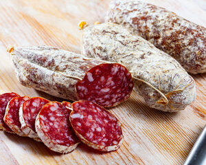 Femmes dans la Charcuterie