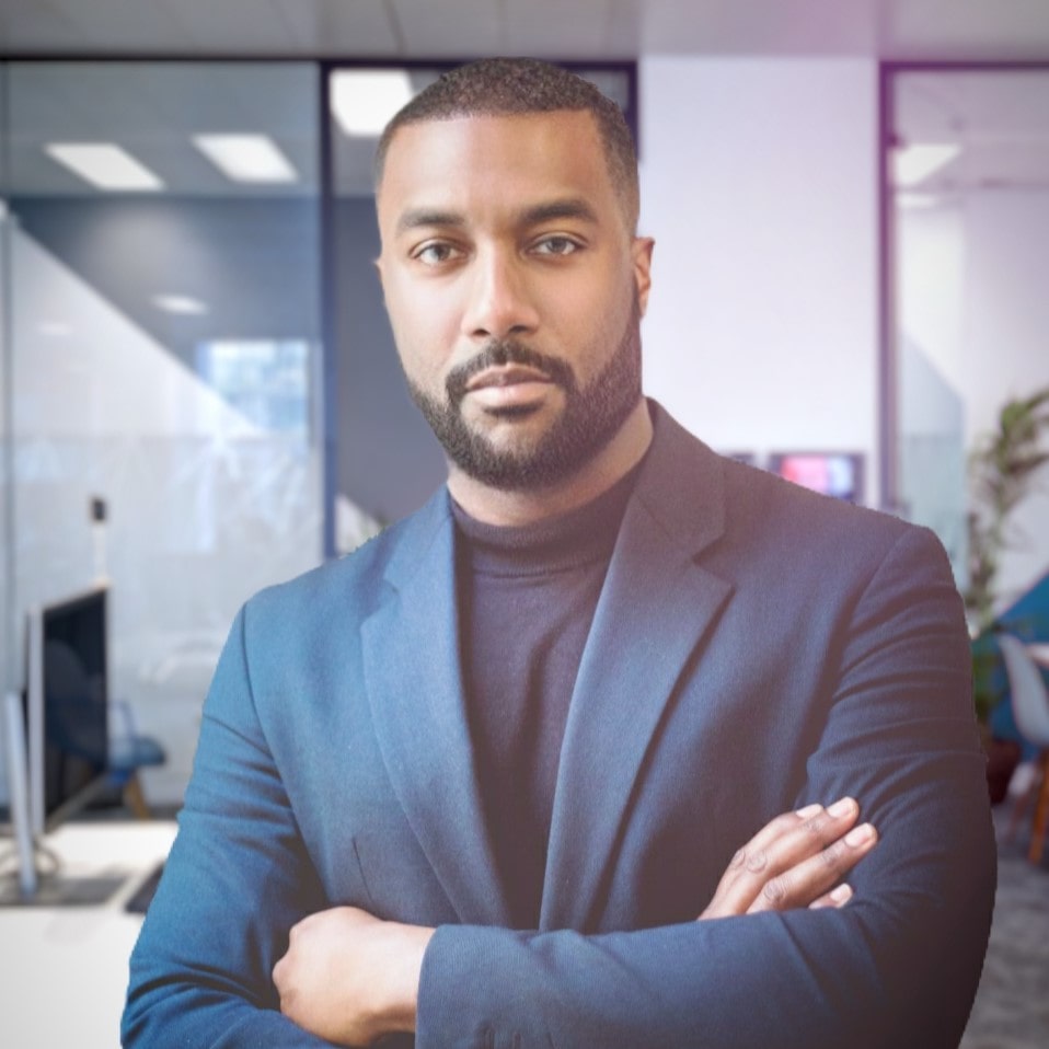 Jean-Charles Seveur, fondateur de Soveur, engagé à aider les professionnels à trouver des clients et développer leur activité.